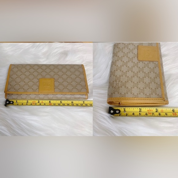 Celine Macadam long bifold. - Picture 10 of 11